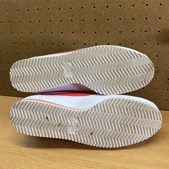 Nike Cortez Classic Leather Women’s Sz 9.5 Shoes - Picture 12 of 12